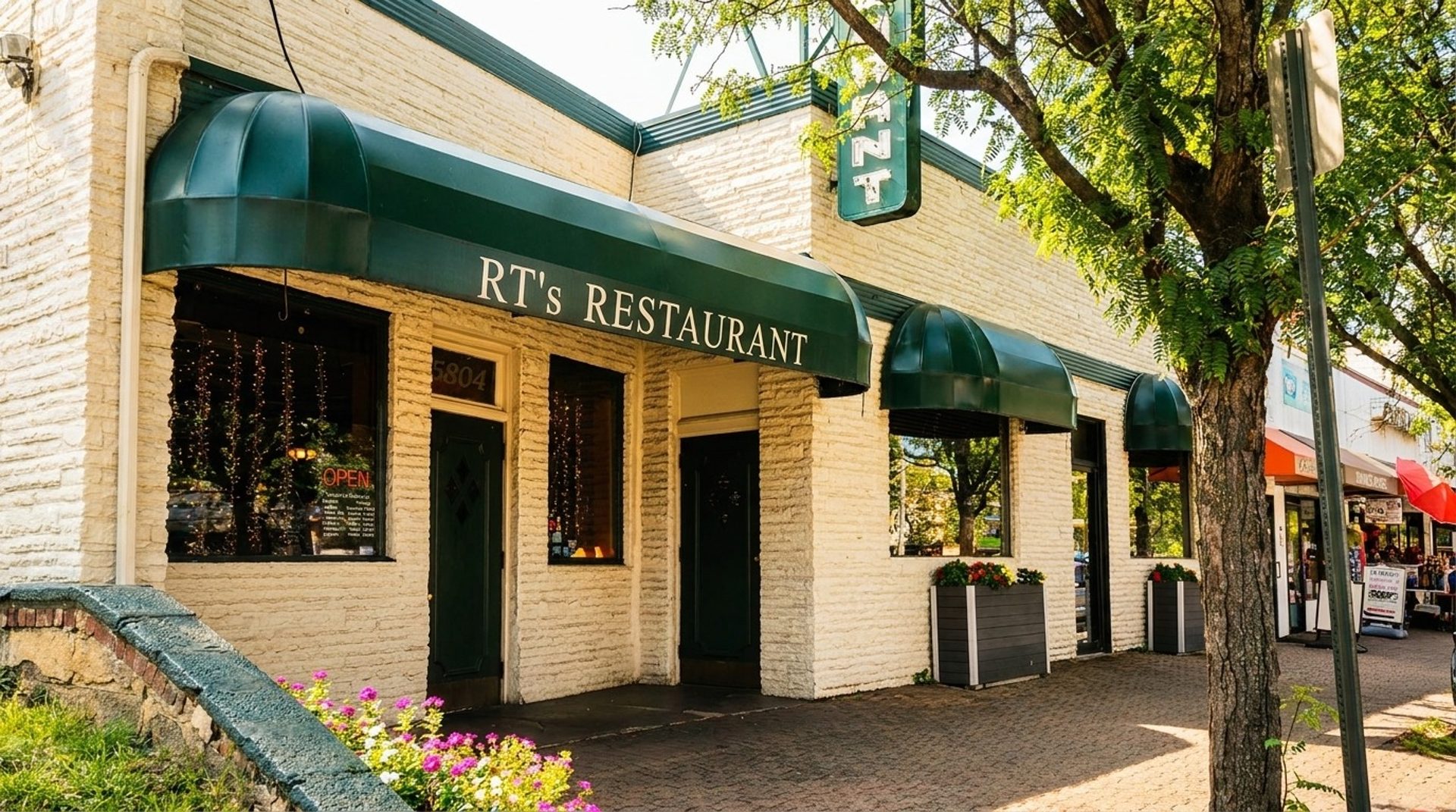 Visit RT's Restaurant