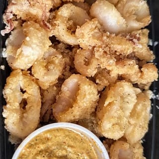SOUTHERN FRIED CALAMARI